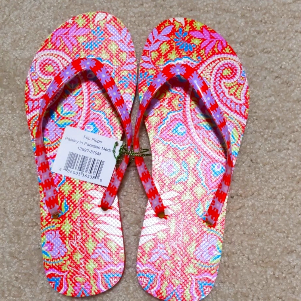 NWT Vera Bradley paisley in paradise flip flops